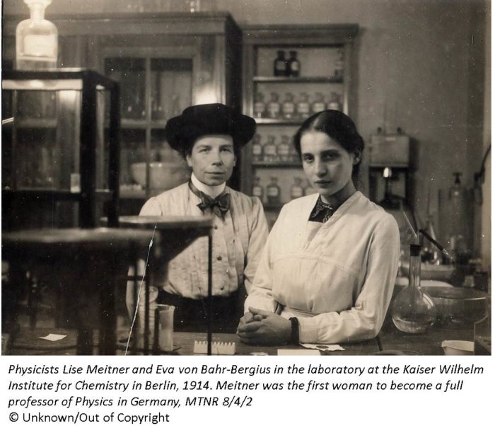 Lise Meitner and Eva von Bahr-Bergius in the laboratory at the Kaiser Wilhelm Institute for Chemistry in Berlin, 1914. MTNR 8-4-2